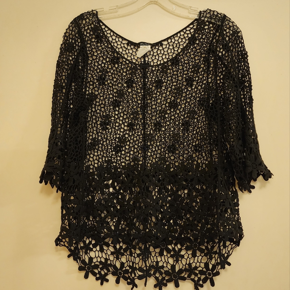 Crochet black top
